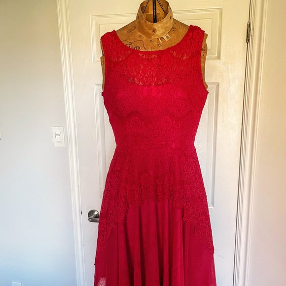 Party dress - Picture 2 of 4